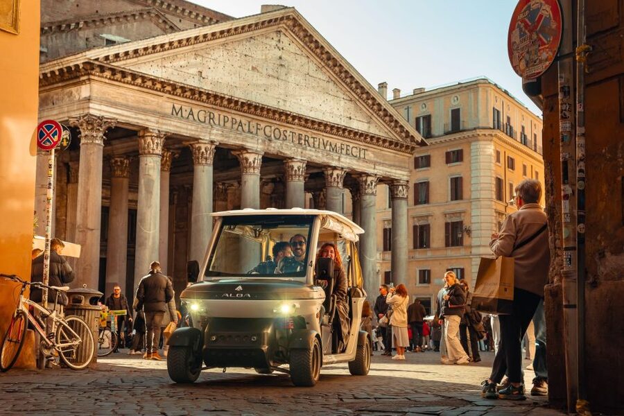 Rome: Private Highlights Tour by Golf Cart - Piazza Navona and the Pantheon: Rome’s historic center