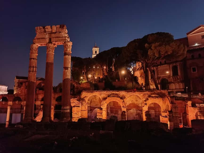 Rome: Private Night Golf Cart Tour - Via Giulia and Piazza Navona slow the pace