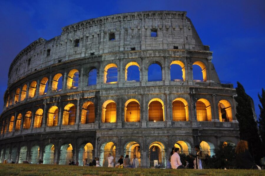 Rome: Private Night Walking Tour - Walking the Imperial Road and Roman Forum