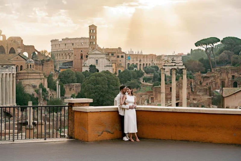 Rome: Private photoshoot at the Colosseum & Surroundings - Meeting at Caffè Roma near the Colosseum