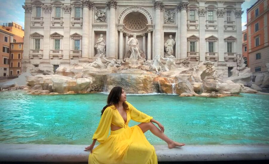 Rome: Private Photoshoot at the Trevi Fountain - What you receive after the session