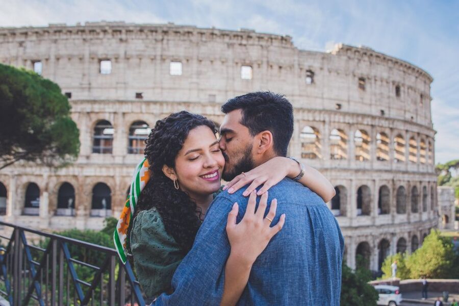 Rome: Private Professional Photoshoot at Colosseum - Key points at a glance