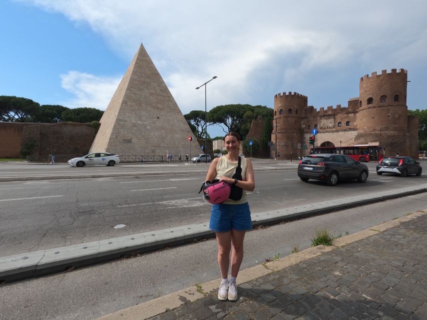 🛵 Rome: Private Scooter Guided Tour, Day - Night Ride💘🛵 - Piazza Navona, the Pantheon, and San Giovanni
