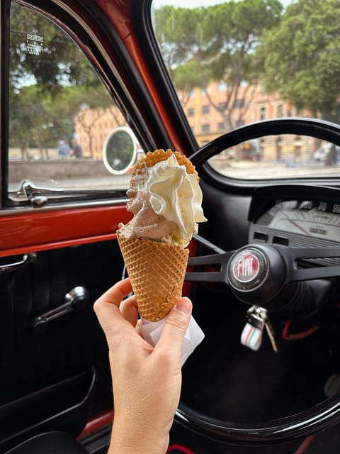 Rome Private Tour and Photo in a Vintage Fiat 500 - Why a tiny Fiat changes your Rome sightseeing