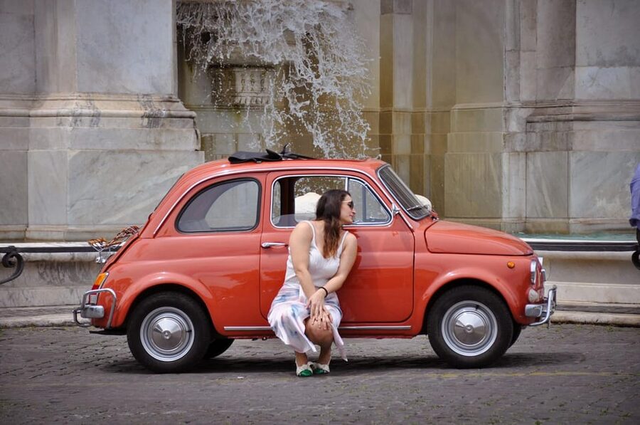 Rome Private Tour and Photo in a Vintage Fiat 500 - Passing through Trastevere