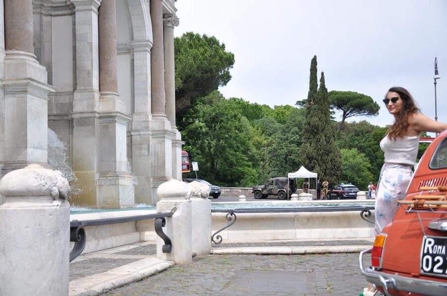 Rome Private Tour and Photo in a Vintage Fiat 500 - What the photography package is worth