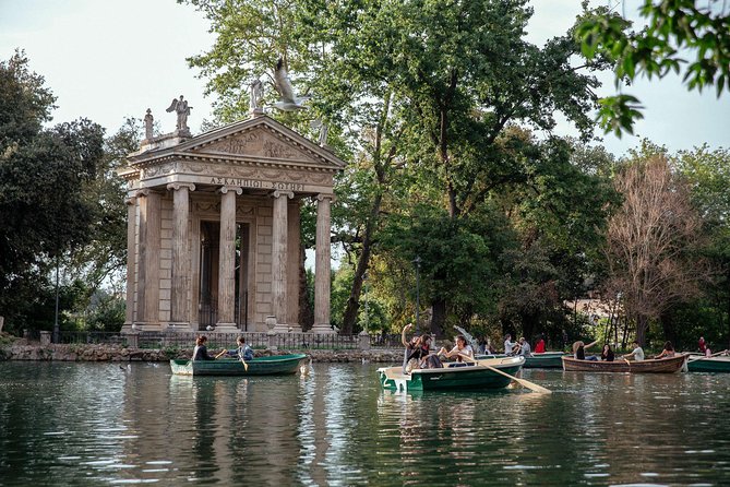 Rome Private Tour: Highlights and Hidden Gems - Walking or Vespa: choose the right pace