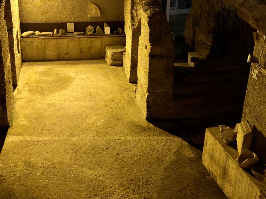 Rome: Private Tour of Navona Square with Undergrounds - Private Touring and Guide Languages