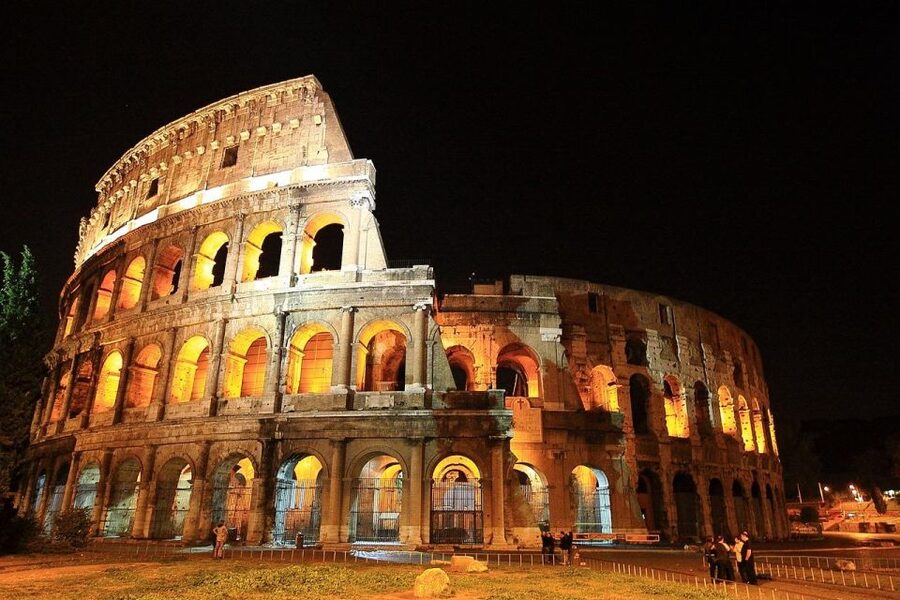 Rome: Private Tour of the Colosseum,Roman Forum and Palatine - Entering the Colosseum With Priority Ticket Access