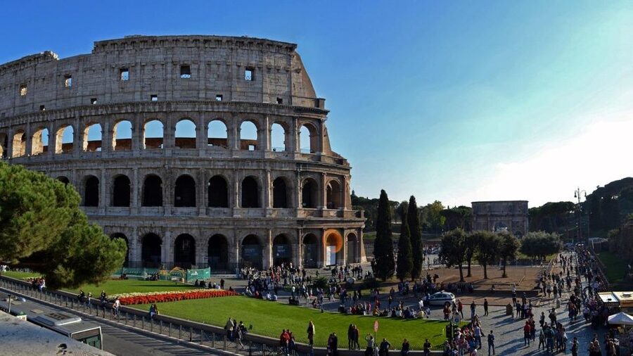 Rome: Private Tour of the Colosseum,Roman Forum and Palatine - Reading Ancient Rome in the Roman Forum