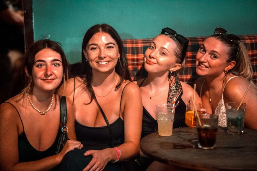 Rome: Pub Crawl and Ultimate Party with Open Bar and Pizza - Rain, changing routes, and other tradeoffs