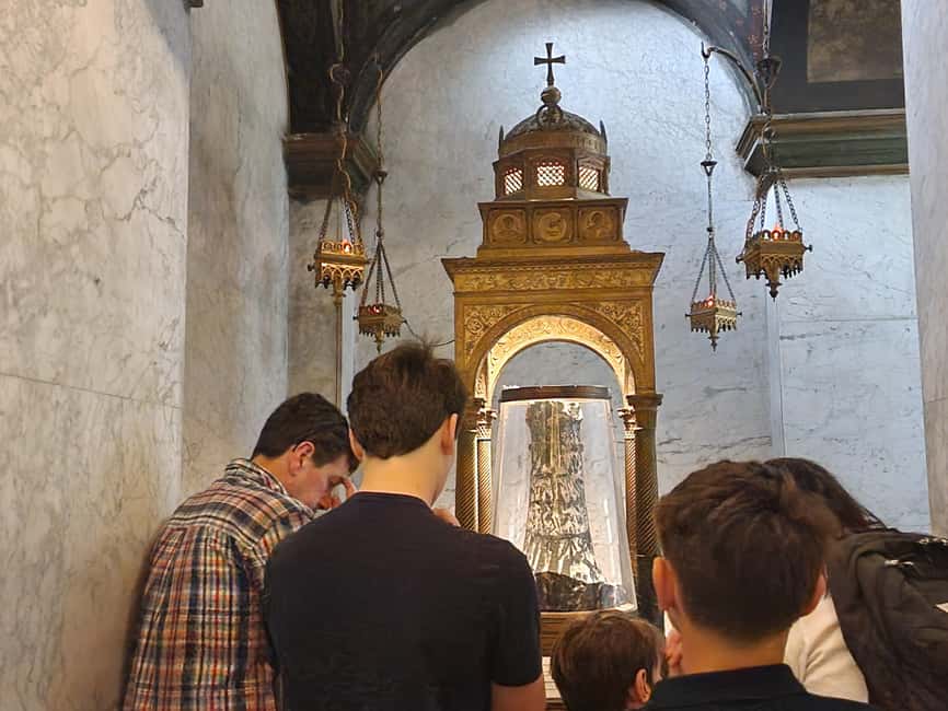 Rome: Relics from the Passion of the Christ Walking Tour - Santa Prassede and the Scourging Pillar