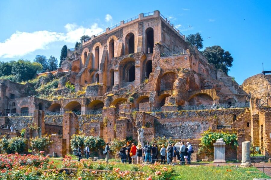 Rome: Roman Forum and Palatine Hill Licensed Guided Tour - Walking up Palatine Hill to the imperial residences