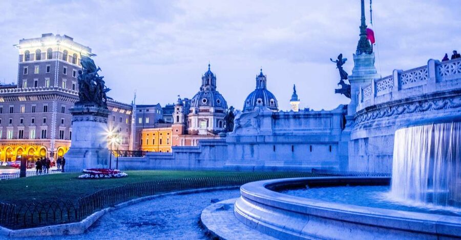 Rome: Rome at Night Evening Historical Walking Tour - The Trevi Fountain under evening lights
