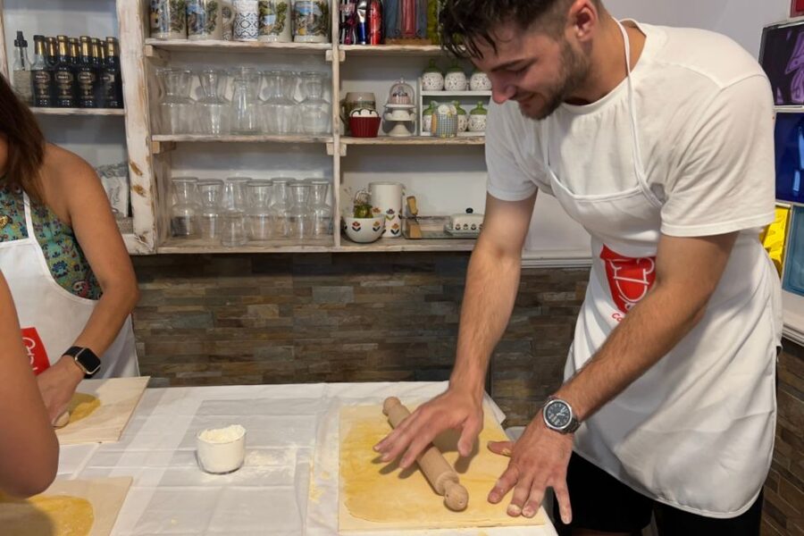 Rome: Rooftop Cooking Class with Wine Tasting near Vatican - Who should book this Rome cooking class?