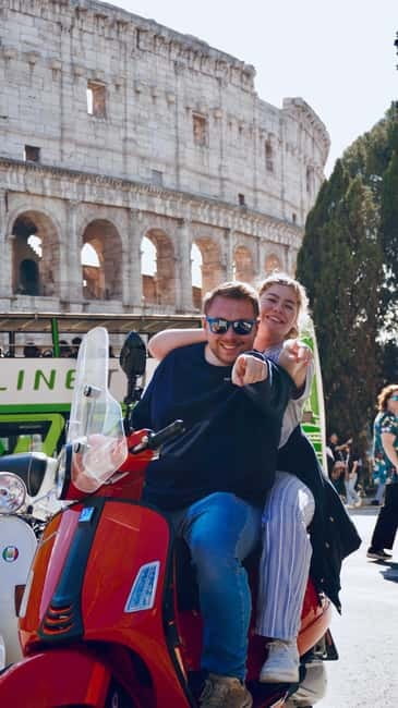 Rome’s Must-See Spots on Vespa (No Driving Needed) - What the driver-guide adds