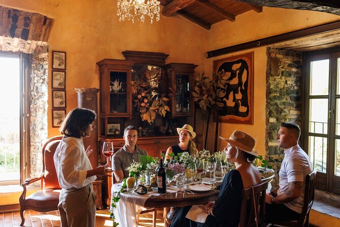 Rome's Vineyard Symphony: Countryside Winetasting Experience - The 18th-century farmhouse setting