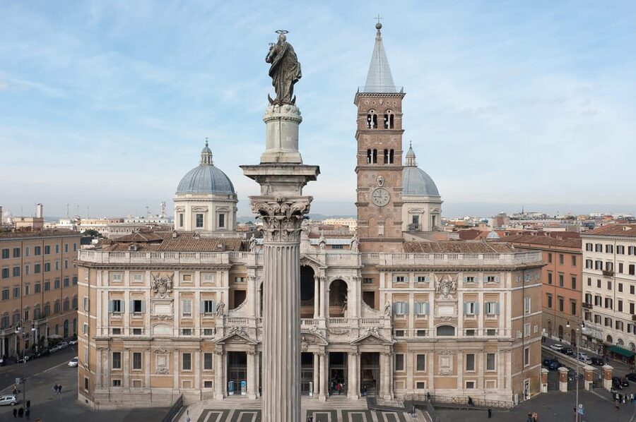 Rome: Santa Maria Maggiore Upper Areas Skip-the-Line Ticket - Start at the right-hand desk after security