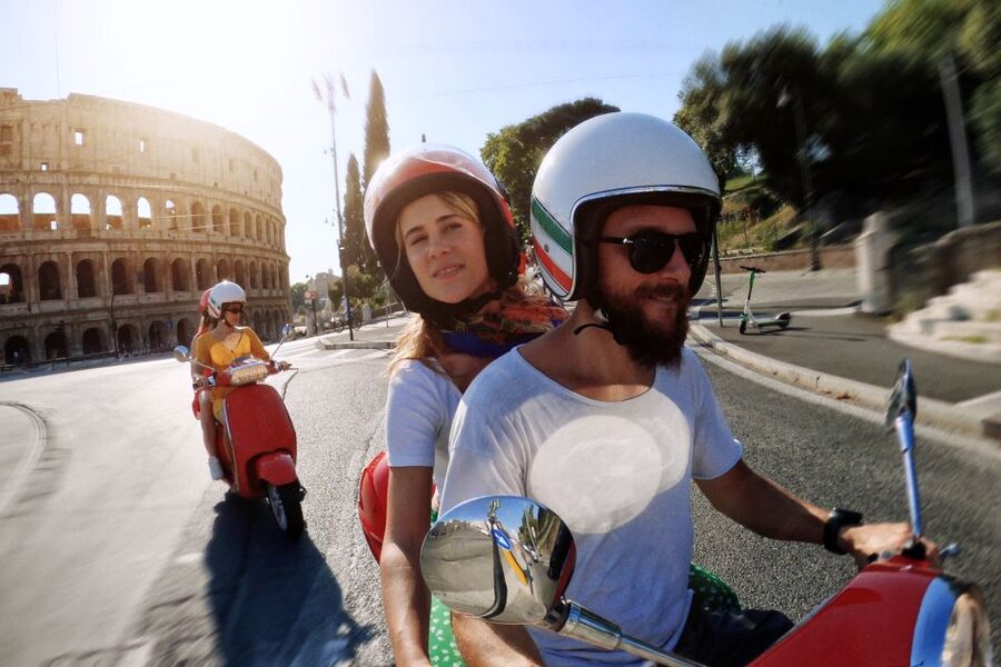 Rome: Self-Driven Sightseeing Tour by Vespa - Why a Vespa works so well in Rome