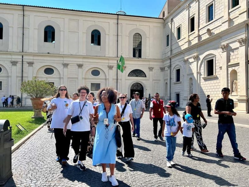 Rome: Sistine Chapel, Vatican Museums and Basilica Tour - The Vatican Museums and the Courtyard of the Pigna