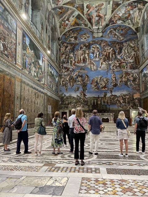 Rome: Sistine Chapel & Vatican Tour with Pre-Opening Access - Meeting near St. Peter’s Square