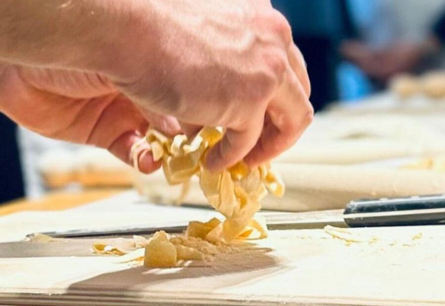 Rome: Small Group Pasta cooking class near Piazza Navona - Watching tiramisu come together