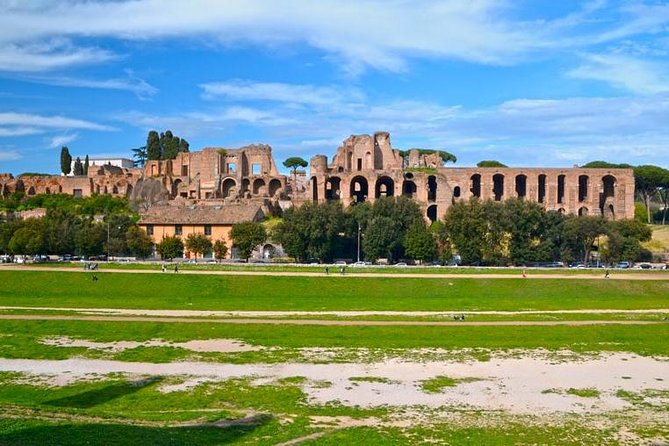 Rome Small-Group Shared Tour from Civitavecchia: 8 People Max - Trevi Fountain is a short but worthwhile stop