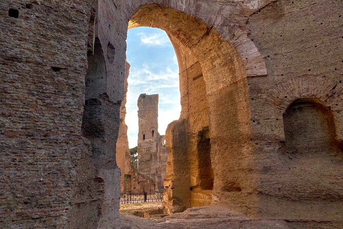 Rome: Small-Group Tour of Caracalla Baths and Circus Maximus - A small group makes the ruins easier to understand