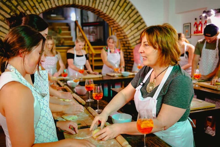 Rome: Spritz & Spaghetti Cooking Class - Why This Rome Cooking Class Feels Different