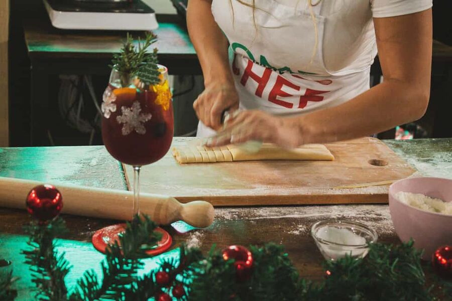 Rome: Spritz & Spaghetti Cooking Class - What the Strong Praise Tells You