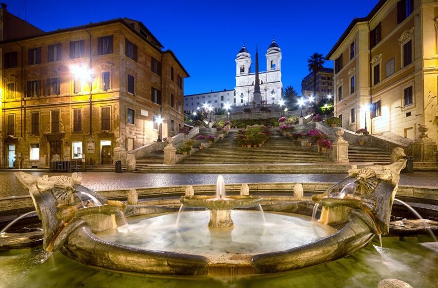 Rome Squares and Fountains: 3-Hour Walking Tour - Crossing Via del Corso to Trevi Fountain