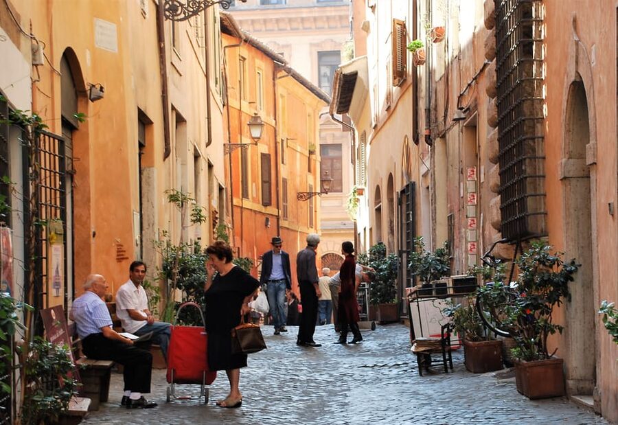 Rome: Squares and Fountains Guided Walking Tour - Small details that make the day easier