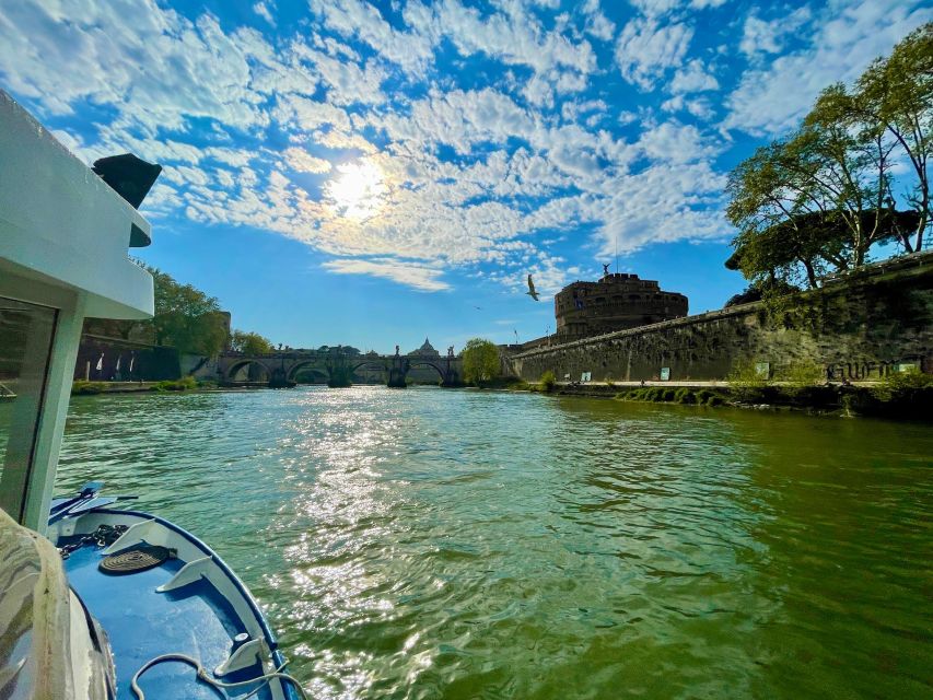 Rome Squares and Fountains Tour & River Boat Hop On Hop Off - What the 24-Hour Tiber Boat Adds