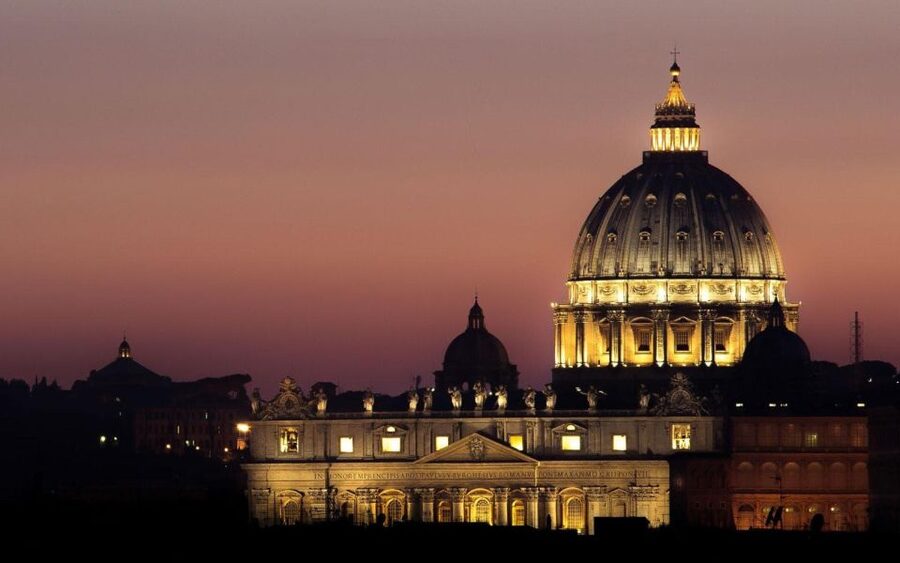 Rome: St. Peter's Basilica and Papal Tombs Walking Tour - Passing security before the basilica