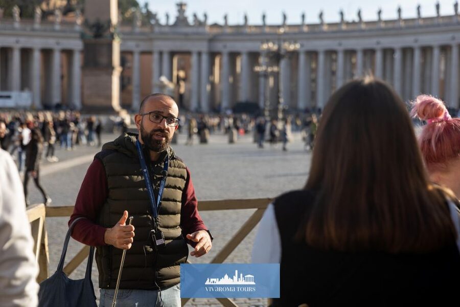 Rome: St. Peter's Basilica and Vatican Grottoes Guided Tour - Practical advice on clothing, timing, and mobility