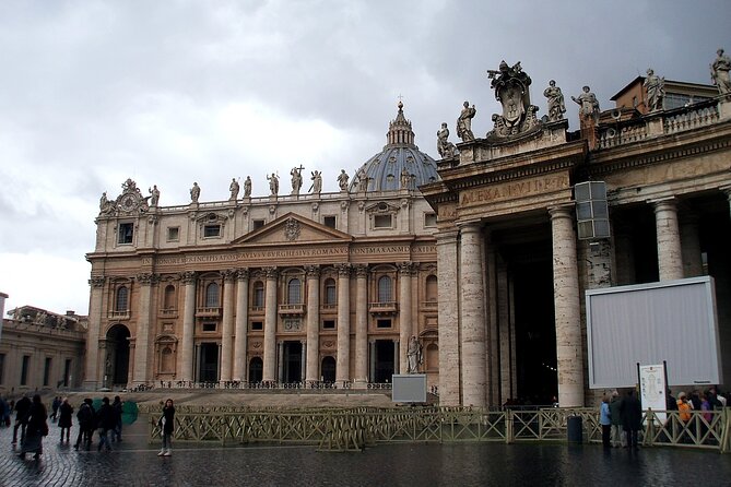 Rome: St. Peter's Basilica, Dome Climb, and Underground Tour - Why St. Peter’s Basilica works best with a guide