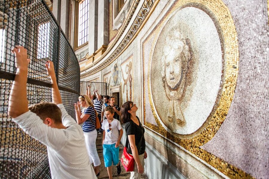 Rome: St. Peter's Basilica & Dome Entry Ticket & Audio Tour - Timing, clothing, and practical limits