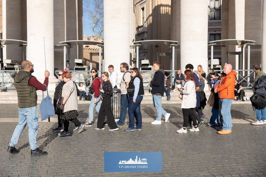 Rome: St. Peter's Basilica Express Guided Tour - Key points to know before booking