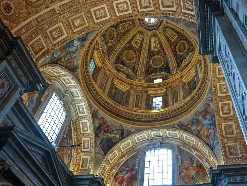 Rome: St. Peter's Basilica, La Pietà, Papal Tombs and Dome - Bernini’s Baldachin and the grand interior