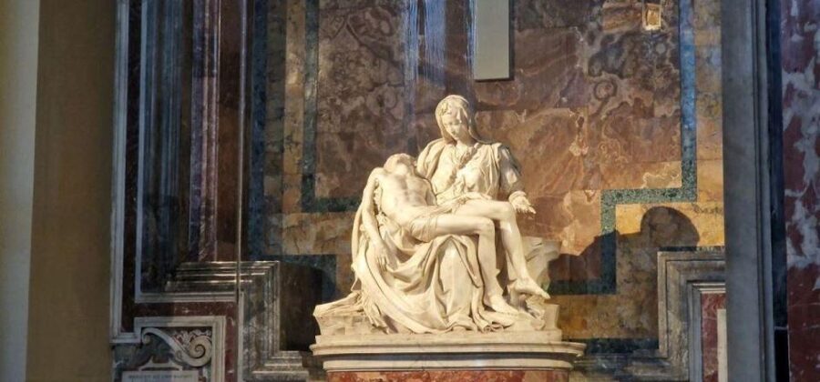 Rome: St. Peter's Basilica, La Pietà, Papal Tombs and Dome - The Vatican Grottoes and papal tombs