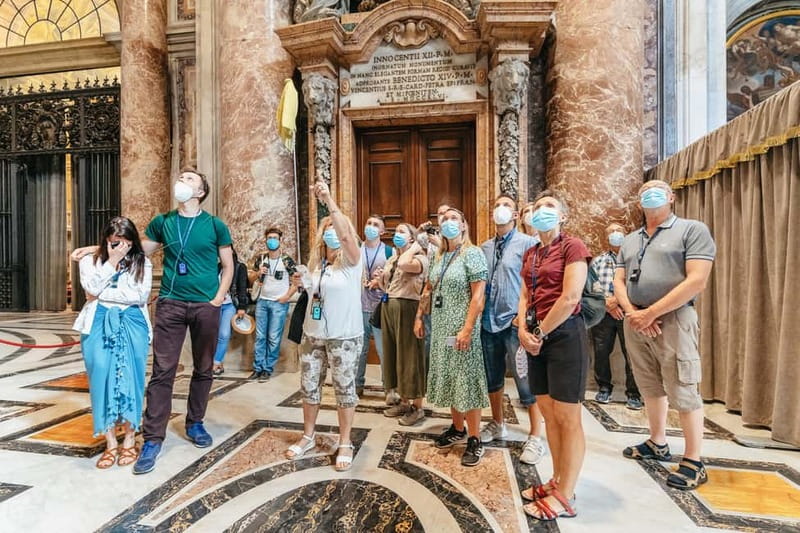 Rome: St. Peter's Basilica, Papal Tombs, and Dome Climb Tour - The Vatican Grottoes and St. Peter’s Tomb
