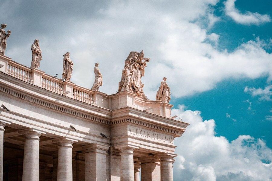Rome: St. Peter's Basilica, papal tombs tour also with Dome - St. Peter’s Square sets the scale