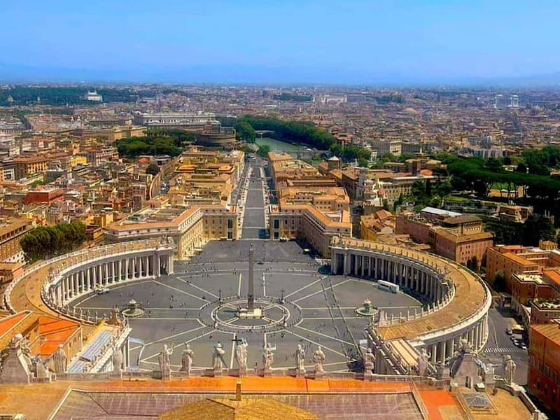 Rome: St. Peter's Basilica & Papal Tombs Tour with Dome - The Papal Grottoes below the main church