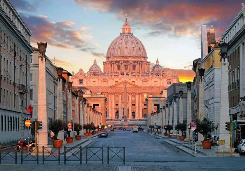 Rome: St. Peter's Basilica & Papal Tombs Tour with Dome - Entering St. Peter’s Basilica