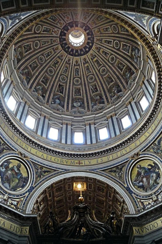 Rome: St. Peter's Basilica Tour - What the guides add to the experience