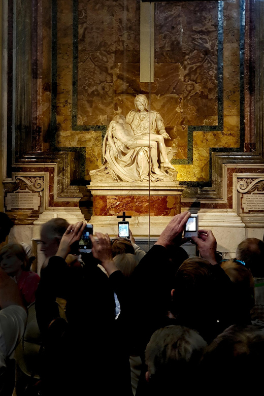 Rome:St. Peter's Basilica Tour, Exclusive Underground Access - Michelangelo’s La Pieta