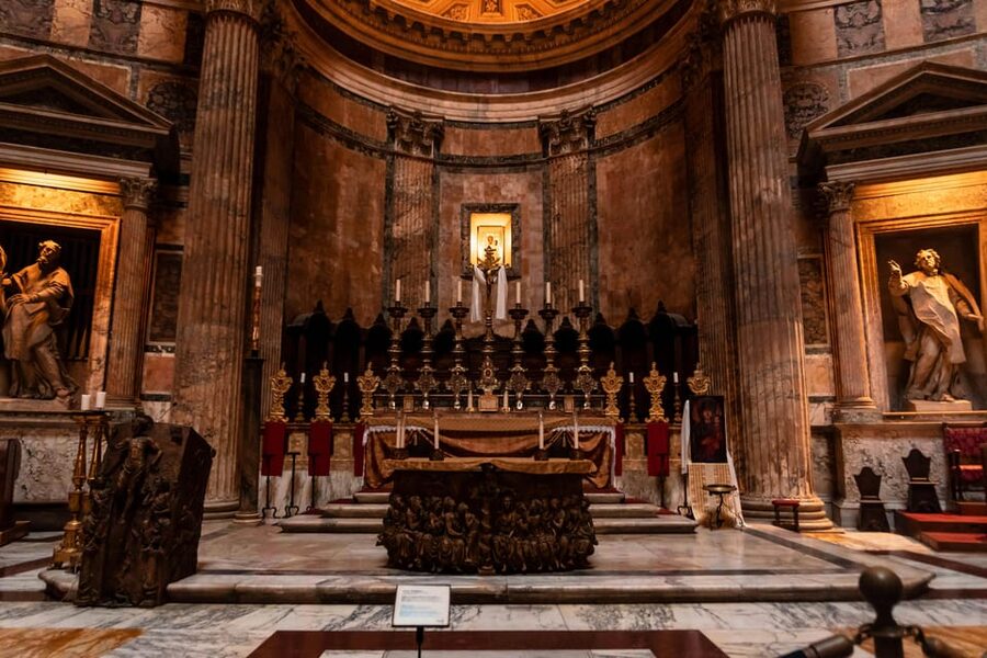 Rome:St. Peter's Basilica Tour, Exclusive Underground Access - What the $24 price really gets you