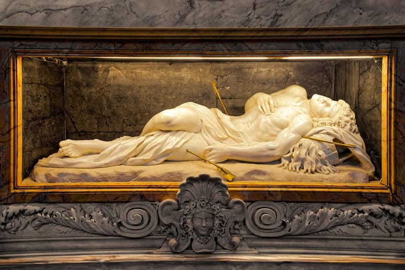 Rome: St Peter's Basilica Tour with Optional Dome Climb - Michelangelo’s Pietà at close range