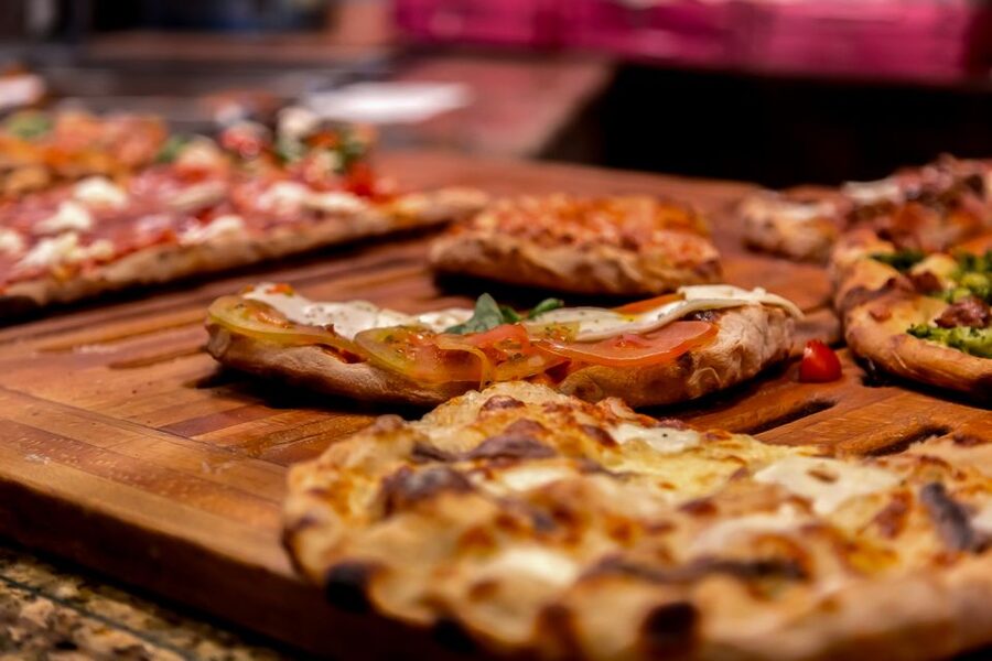 Rome Street Food: Small Group Tour in the Historic Centre - Starting Under the Marble Sign at Piazza de’ Ricci