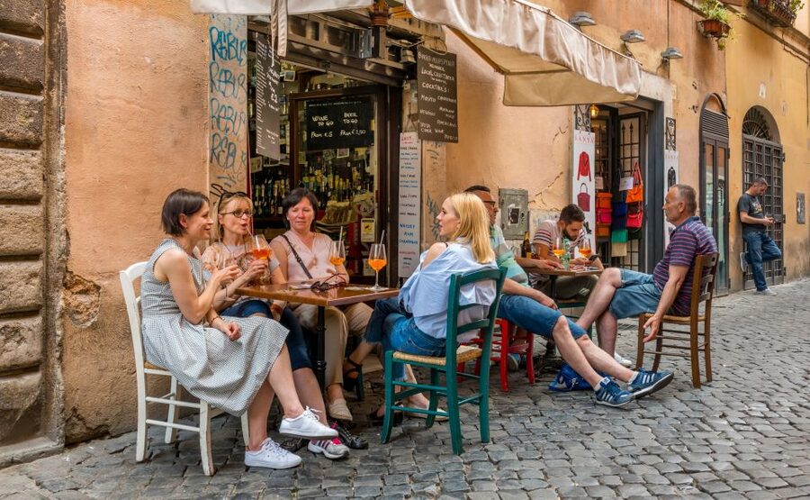 Rome Street Food: Small Group Tour in the Historic Centre - Piazza Navona and a Modern Tiramisu Stop